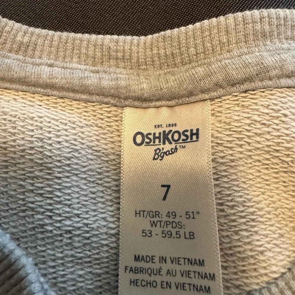 OshKosh B'gosh Light Gray Embellished Shoulder Sweatshirt Size 7